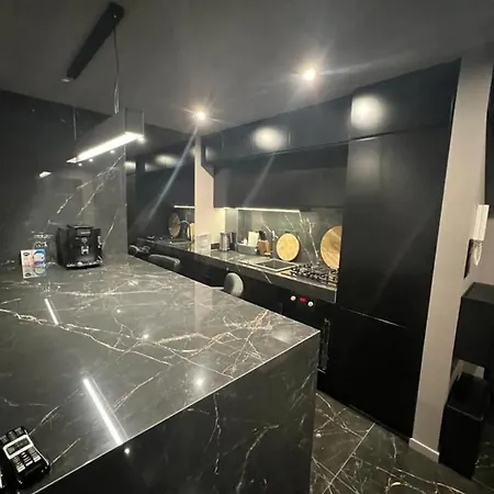 Apartament Zurawia Varşova